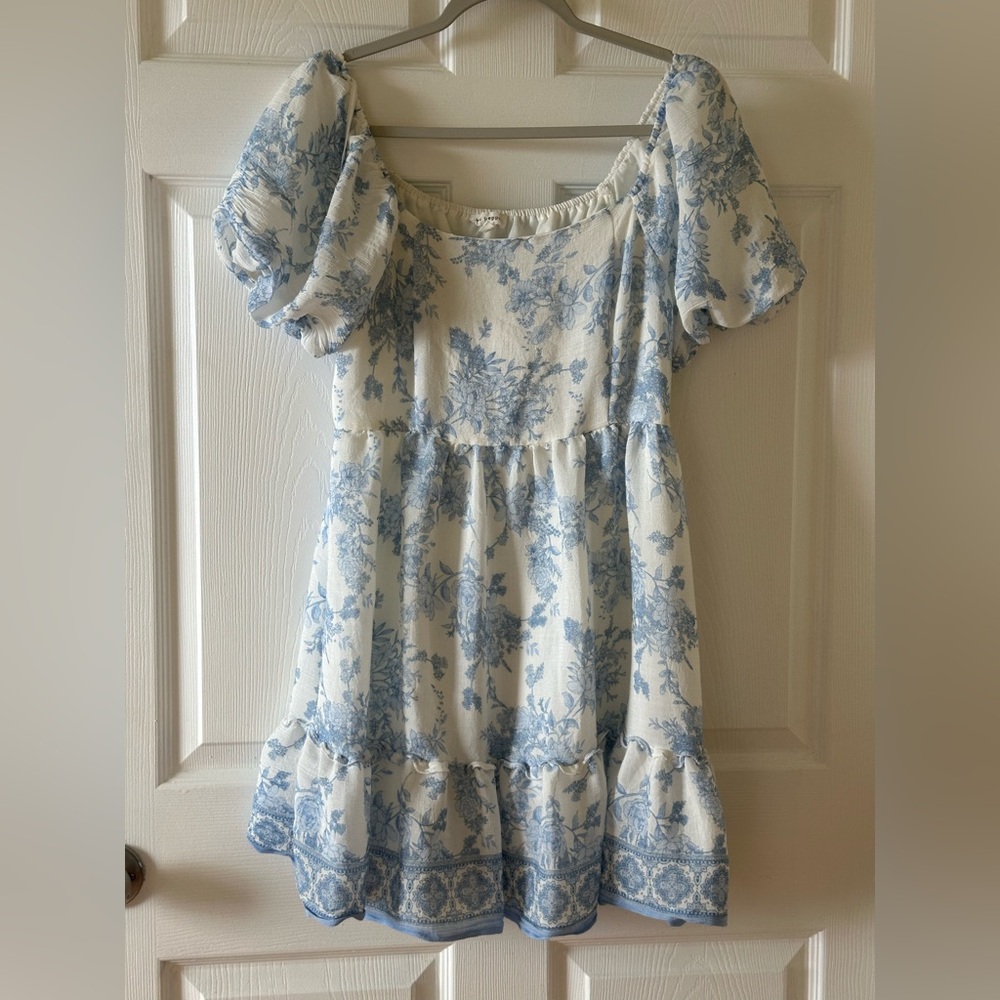 Blu pepper Floral Puff-Sleeve Dress in Light Blue and White